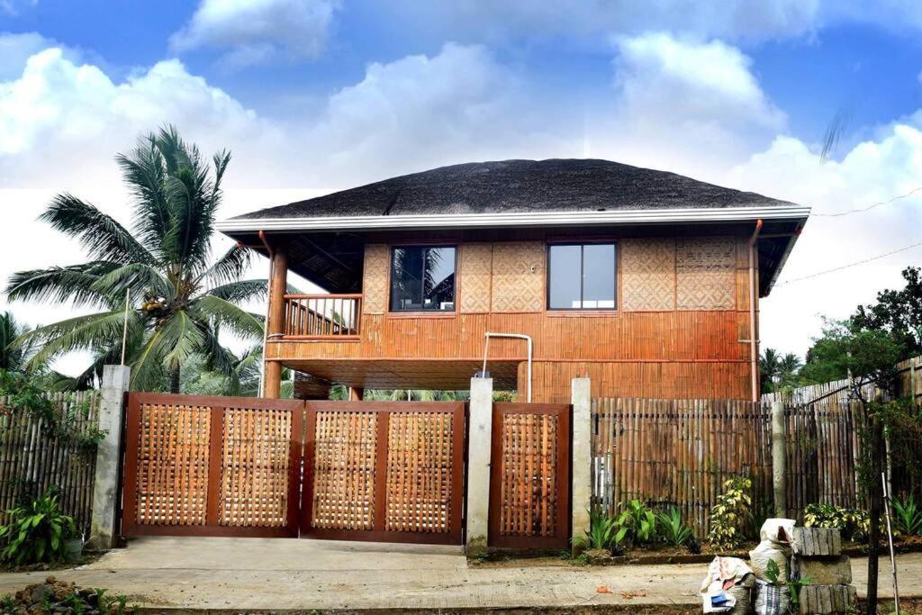 Вілла Modern Bahay Kubo In A Farm Near Tagaytay Tagaytay City Екстер'єр фото